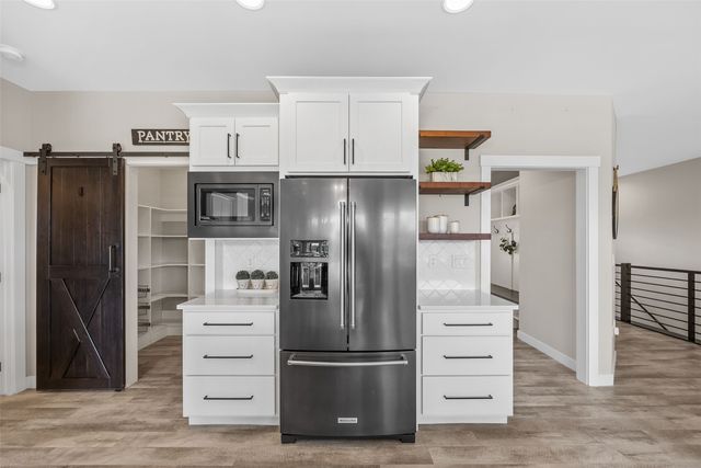 1497 Glen Rock Circle, Marion, IA 52302