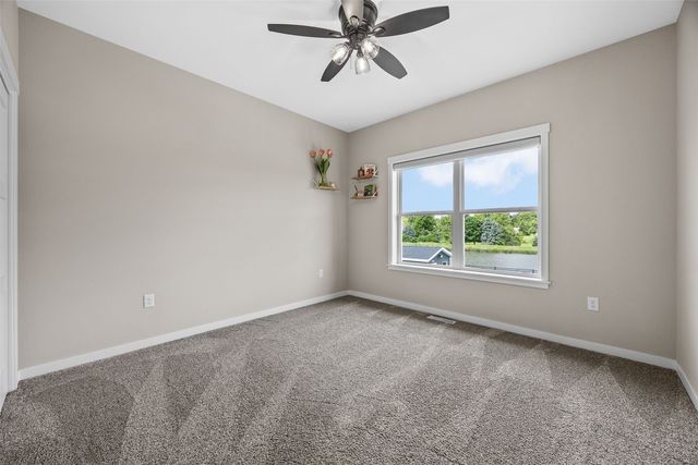 1497 Glen Rock Circle, Marion, IA 52302
