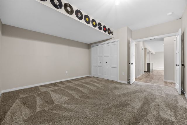 1497 Glen Rock Circle, Marion, IA 52302