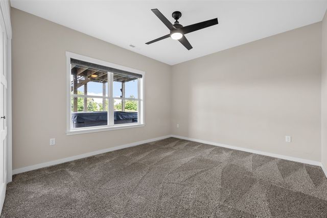 1497 Glen Rock Circle, Marion, IA 52302