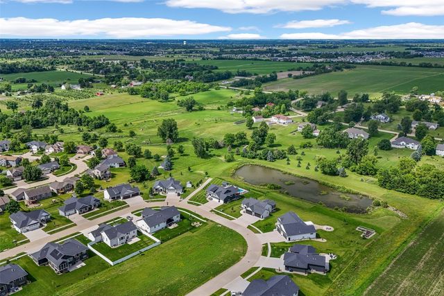 1497 Glen Rock Circle, Marion, IA 52302