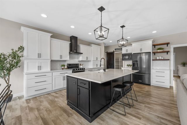 1497 Glen Rock Circle, Marion, IA 52302