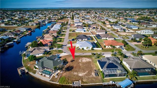 221 NW 33rd AVE, Cape Coral, FL 33993