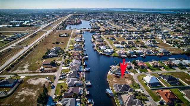 221 NW 33rd AVE, Cape Coral, FL 33993