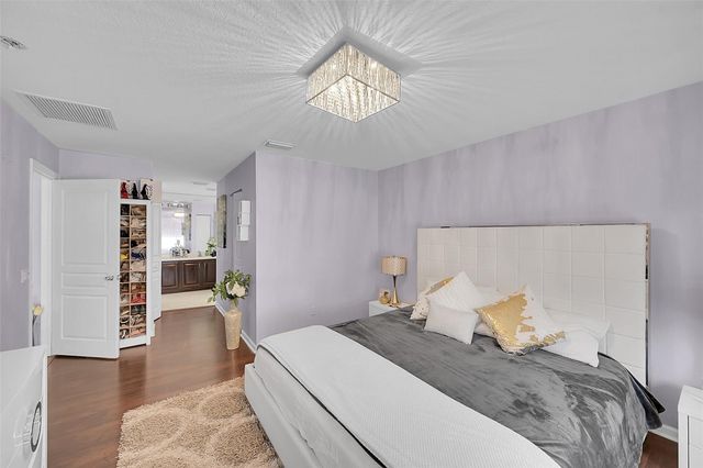 5418 Sunseeker Blvd, Greenacres, FL 33463