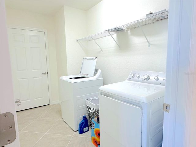 10054 CROOKED CREEK DRIVE 102, Venice, FL 34293