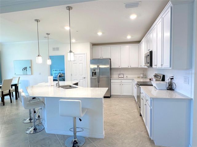 10054 CROOKED CREEK DRIVE 102, Venice, FL 34293