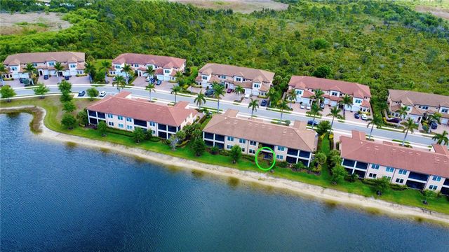 10054 CROOKED CREEK DRIVE 102, Venice, FL 34293