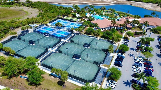 10054 CROOKED CREEK DRIVE 102, Venice, FL 34293