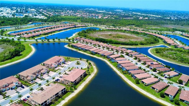 10054 CROOKED CREEK DRIVE 102, Venice, FL 34293