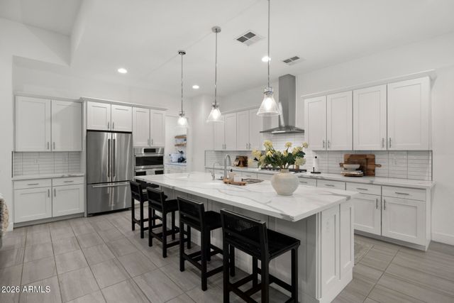 2935 S SANDSTONE Court, Gilbert, AZ 85295