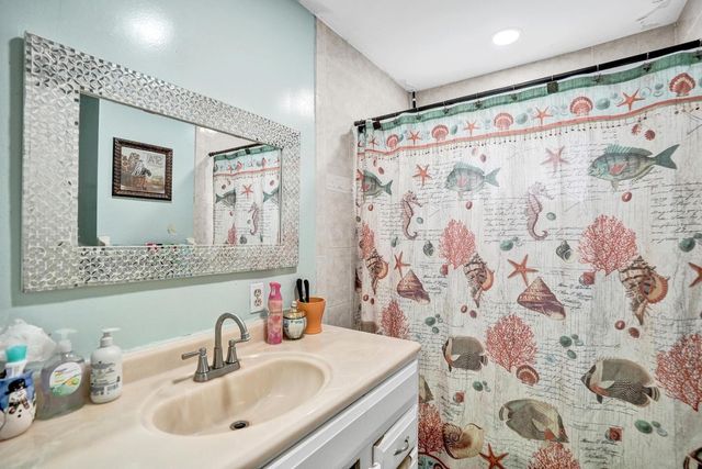 5542 SW 6th Street, Margate, FL 33068