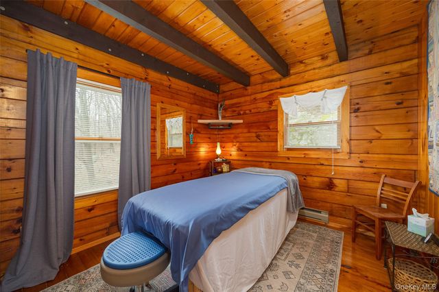 79 E Hook Cross Road, Hopewell Junction, NY 12533