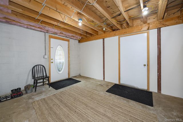 79 E Hook Cross Road, Hopewell Junction, NY 12533