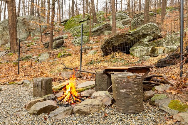 79 E Hook Cross Road, Hopewell Junction, NY 12533