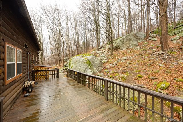 79 E Hook Cross Road, Hopewell Junction, NY 12533