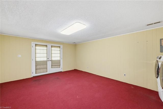 170 Farmingdale Avenue, Winston-salem, NC 27107
