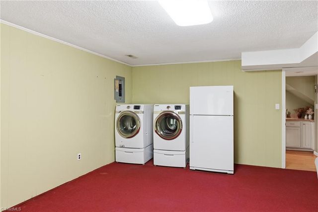 170 Farmingdale Avenue, Winston-salem, NC 27107
