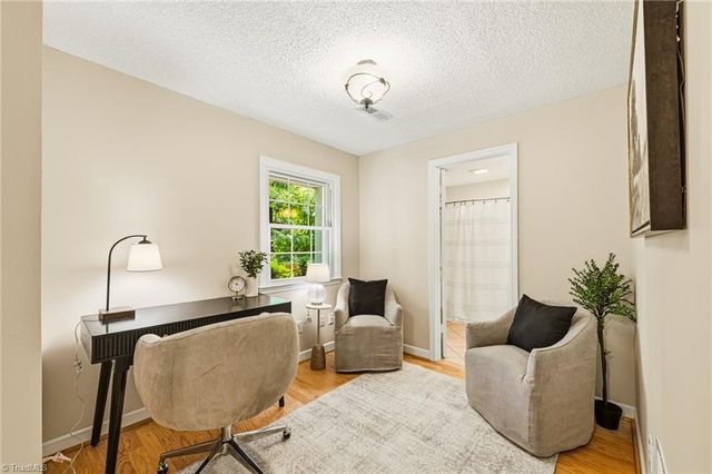 170 Farmingdale Avenue, Winston-salem, NC 27107