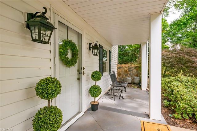 170 Farmingdale Avenue, Winston-salem, NC 27107