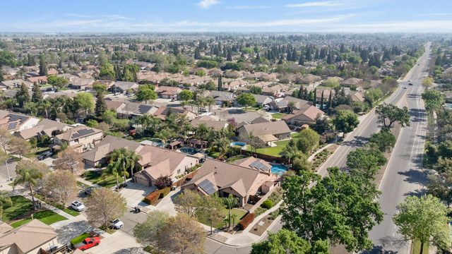 2200 N University Street, Visalia, CA 93291