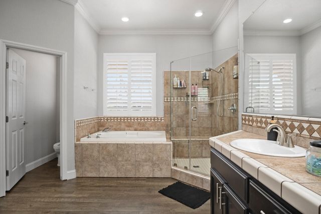 2200 N University Street, Visalia, CA 93291