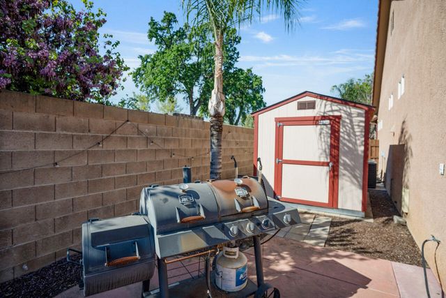 2200 N University Street, Visalia, CA 93291