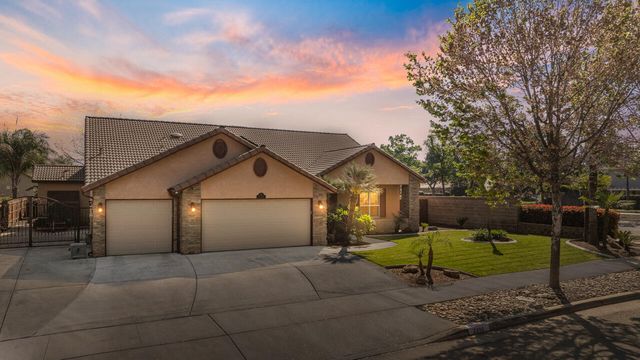 2200 N University Street, Visalia, CA 93291