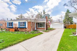 4211 Yorba Linda Boulevard, Royal Oak, MI 48073