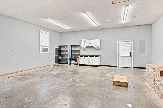 350 Holmes Drive, Paducah, KY 42003