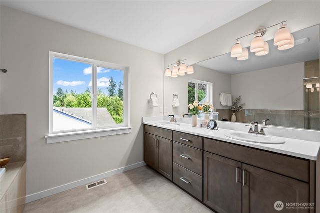 14206 14th Avenue Ct E, Tacoma, WA 98445