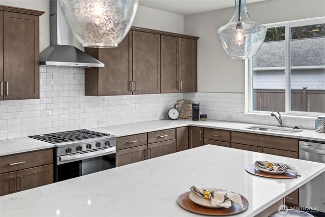 14206 14th Avenue Ct E, Tacoma, WA 98445