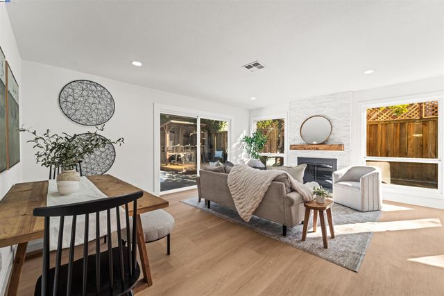 4119 Churchill Dr, Concord, CA 94521