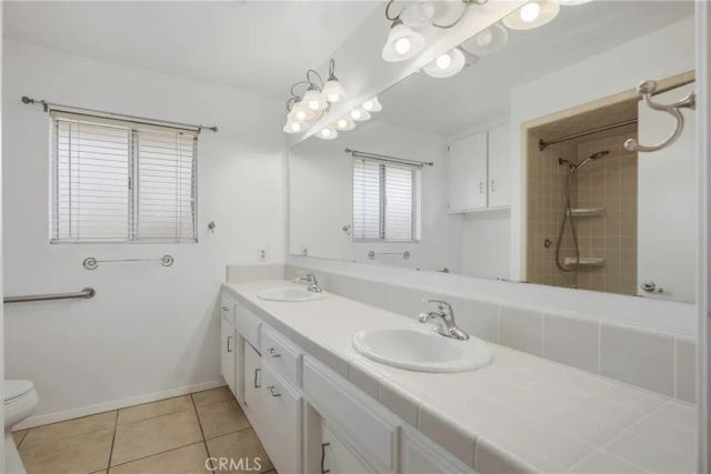9113 Bear Creek Road, Bakersfield, CA 93311