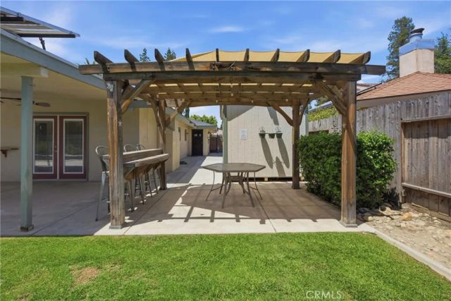 9113 Bear Creek Road, Bakersfield, CA 93311