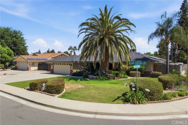 9113 Bear Creek Road, Bakersfield, CA 93311