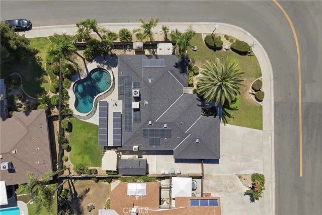 9113 Bear Creek Road, Bakersfield, CA 93311