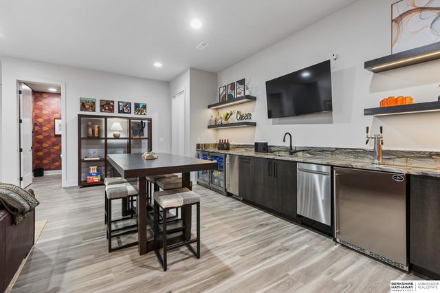 23303 K Plaza, Elkhorn, NE 68022