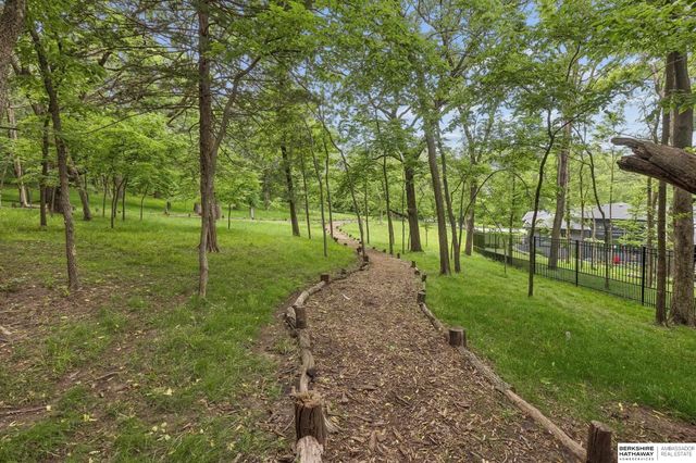 23303 K Plaza, Elkhorn, NE 68022