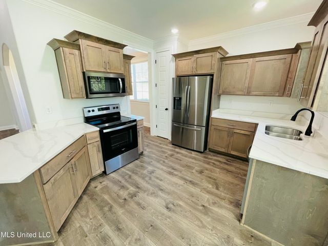 188 E Byhalia Creek Farms Road, Byhalia, MS 38611