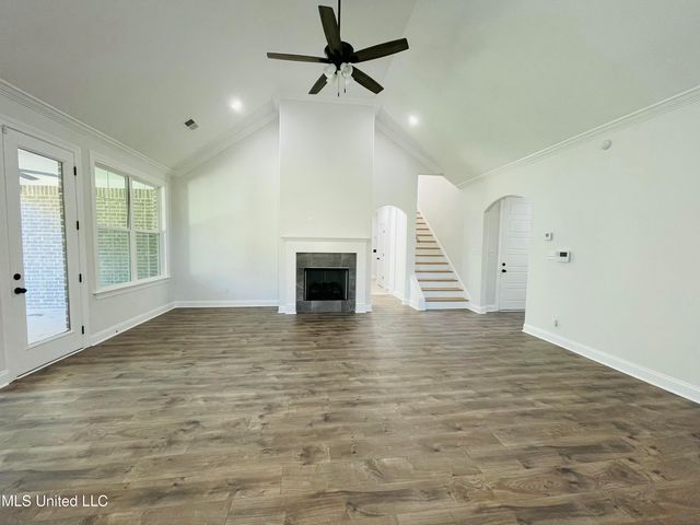 188 E Byhalia Creek Farms Road, Byhalia, MS 38611