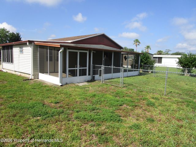 14751 Brookridge Boulevard 1, Brooksville, FL 34613