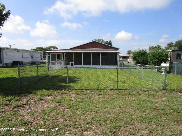 14751 Brookridge Boulevard 1, Brooksville, FL 34613