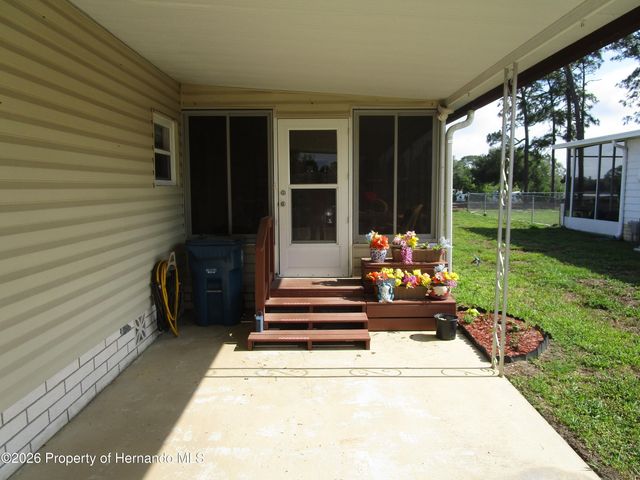 14751 Brookridge Boulevard 1, Brooksville, FL 34613