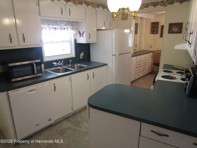 14751 Brookridge Boulevard 1, Brooksville, FL 34613