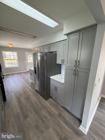 9507 CONVENT AVE, Philadelphia, PA 19114
