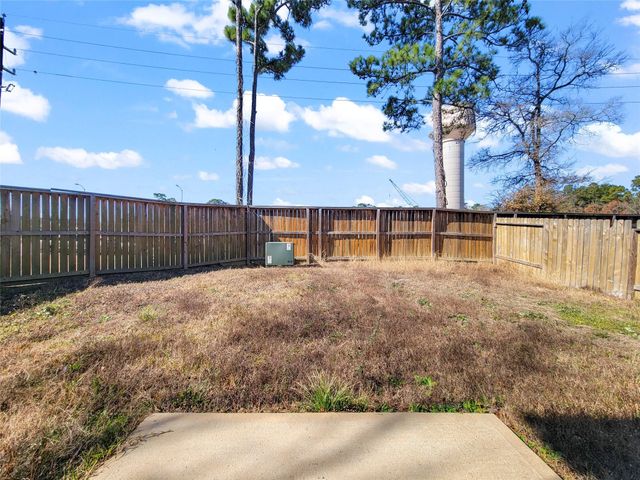 16807 Lisbon Lane, Crosby, TX 77532