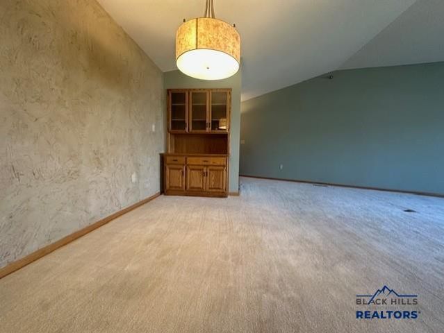 4215 FAIRWAY HILLS DR, Rapid City, SD 57702