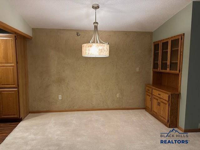 4215 FAIRWAY HILLS DR, Rapid City, SD 57702