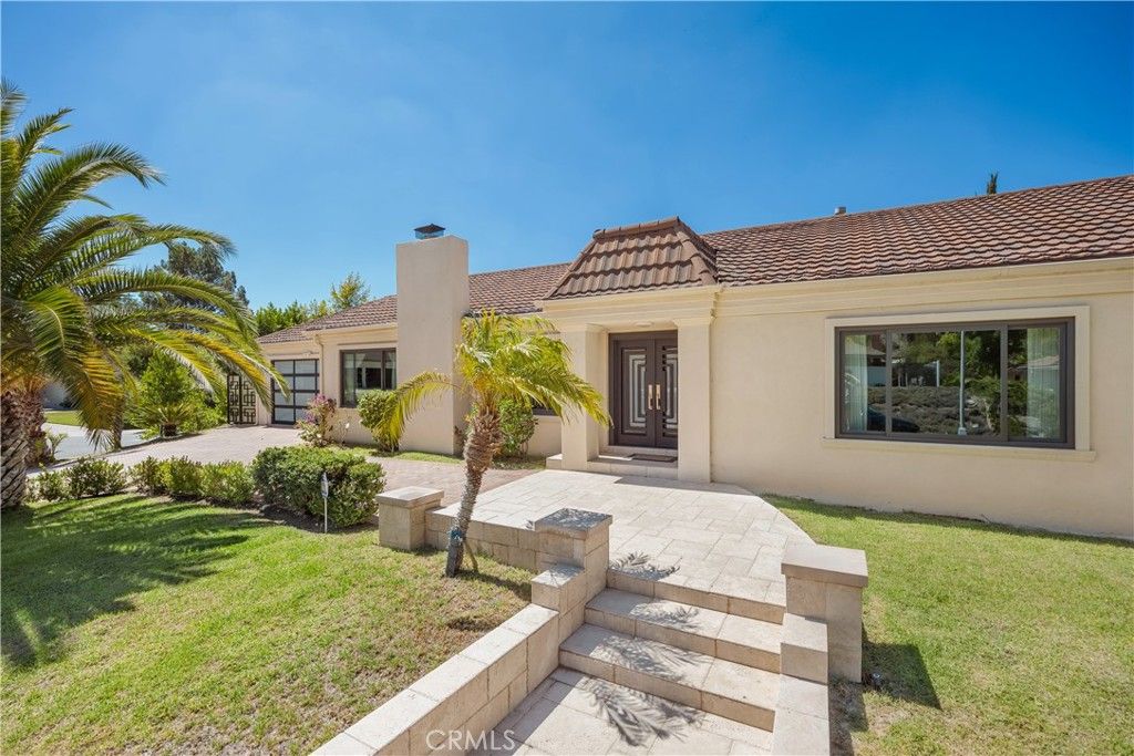 3851 Karen Lynn Drive, Glendale, CA 91206 — photo 4